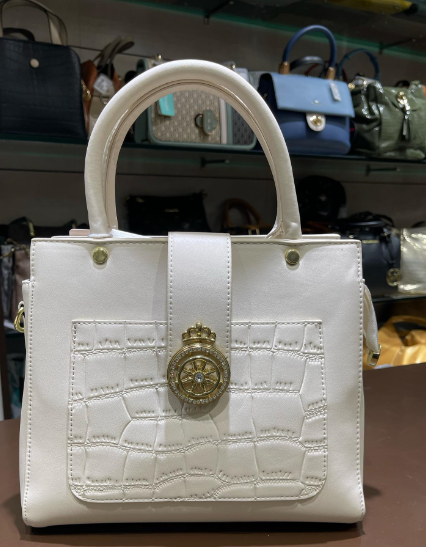 Handbags In Bulk 4 Handbags In Bulk - Image 4